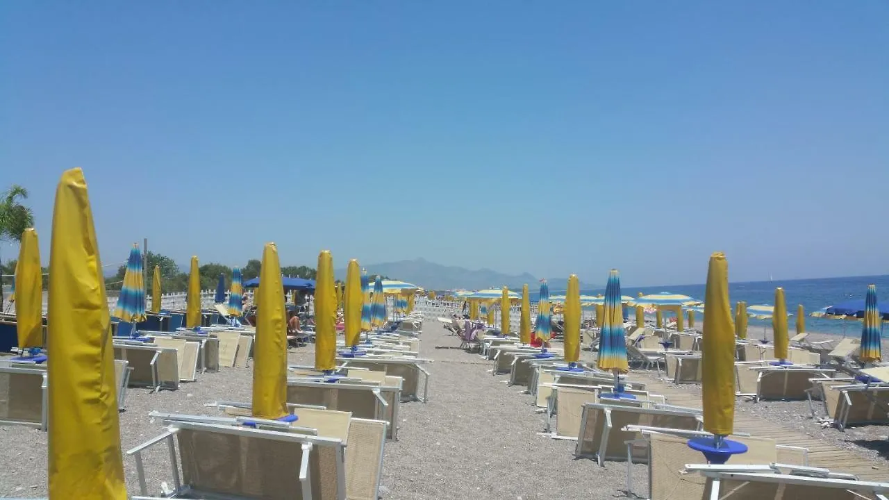 285 Via Spiaggia Apartment Mascali